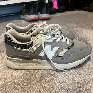 New Balance Women’s sneakers